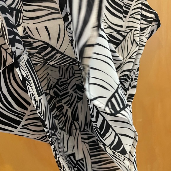 NEW Suit Blouse - Calvin Klein - Picture 6 of 13